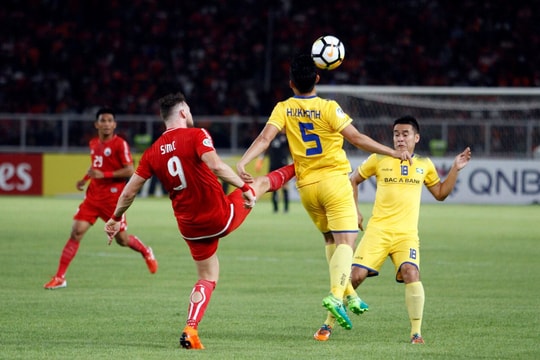 HLV Đức Thắng: “SLNA không xem thường đối thủ“