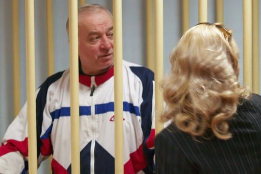 Quan chức Nga tuyên bố sốc vụ điệp viên bị đầu độc ở Anh