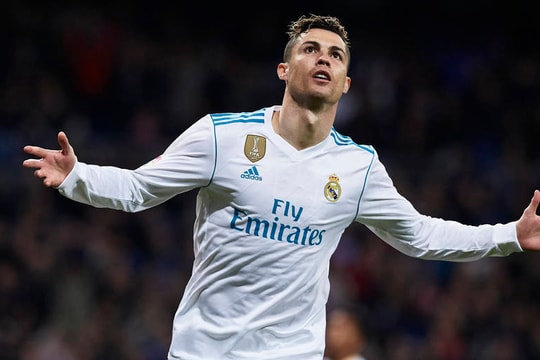 Chiếc giày vàng châu Âu: Chớ vội gạch tên Ronaldo!