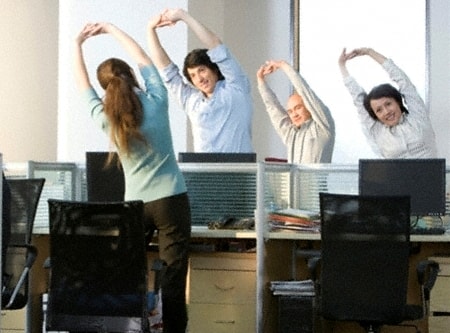 Bài tập 2 phút tại văn phòng giúp phục hồi năng lượng
