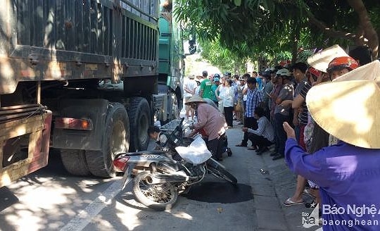 “Hung thần” xe tải và những vụ tai nạn kinh hoàng ở Nghệ An