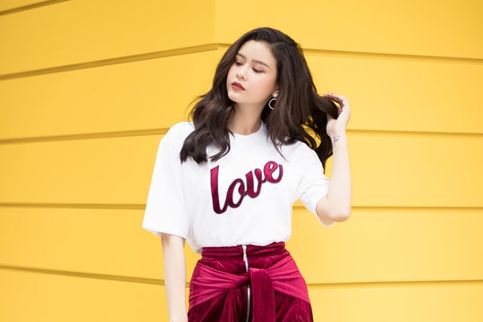 Phong cách thời trang trẻ trung của bà mẹ một con Trương Quỳnh Anh