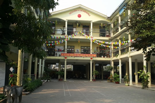 Công an triệu tập phụ huynh xông vào trường đánh sinh viên thực tập nhập viện