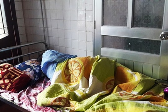 Bộ GD&ĐT chỉ đạo “nóng” vụ giáo sinh mang bầu bị hành hung, bắt quỳ gối