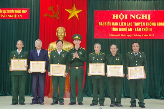 Khen thưởng 6 tập thể, 15 cá nhân cựu chiến binh bộ đội biên phòng