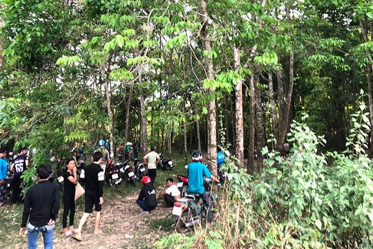 Nghi án chồng giết vợ phi tang xác rồi treo cổ tự tử