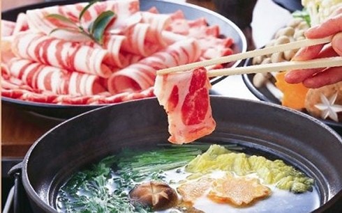 Thịt ngoại siêu rẻ tràn vào thị trường Việt