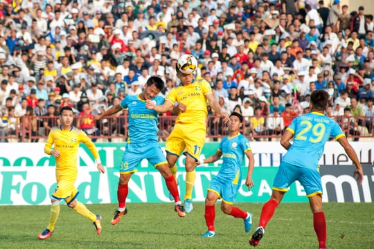 Trận derby Bắc Trung bộ: Không chiến trên sân Thanh Hóa