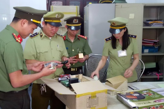 Lô hàng mỹ phẩm Hàn Quốc tiền tỷ nghi nhập lậu