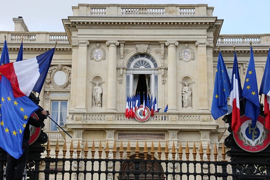 Bộ Ngoại giao Pháp giải thích lập trường về Syria