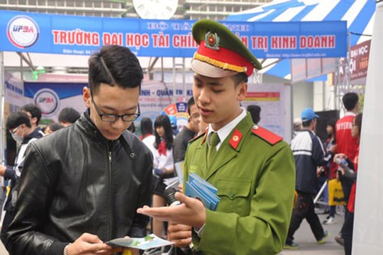 Học sinh béo phì, từng lưu ban không được vào ngành công an