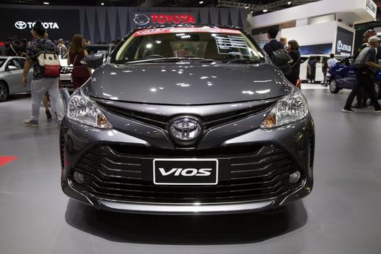 Toyota Vios ra mắt thế hệ mới nhất, giá từ 450 triệu đồng