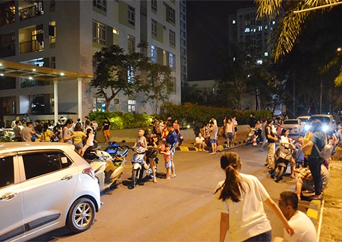 Cháy căn hộ ở Sài Gòn, hàng trăm cư dân tháo chạy