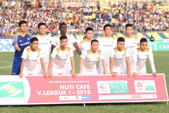 TRỰC TIẾP: FLC Thanh Hóa - SLNA: Vũ Hải, Tuấn Tài ra sân ngay từ đầu