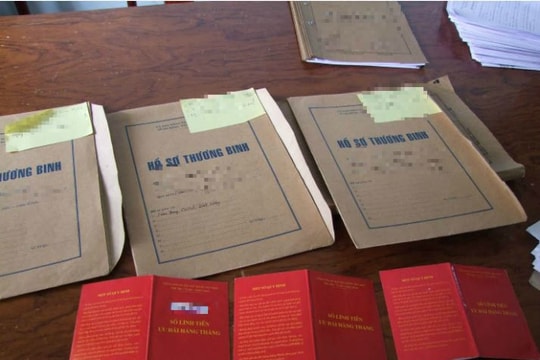 Truy thu gần 350 triệu đồng với người 'đi bộ đội lúc 9 tuổi'