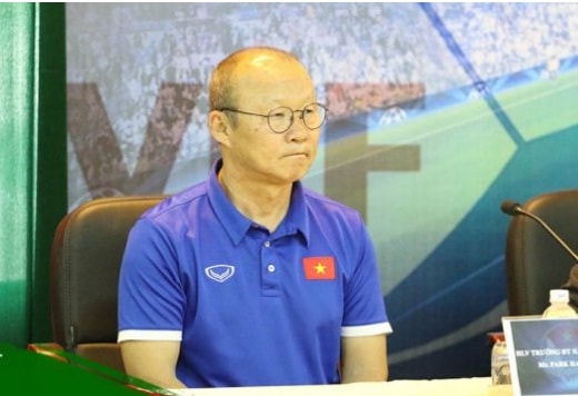 HLV Park Hang-seo cảnh báo các tuyển thủ U23 Việt Nam “đóng quảng cáo quá nhiều“