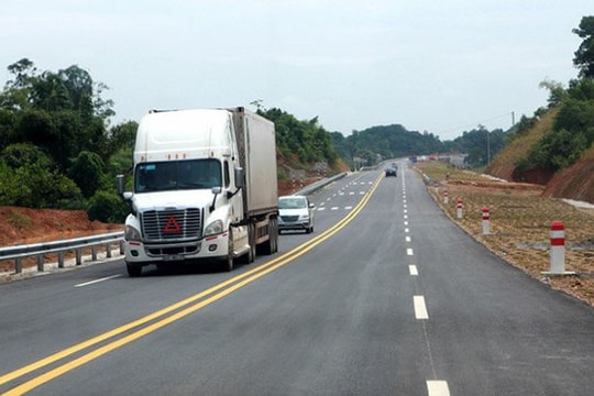 10 lỗi tài xế Việt hay mắc phải và mức phạt đi kèm