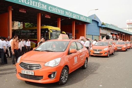 Uber rời thị trường: Doanh nghiệp Việt ráo riết vào cuộc