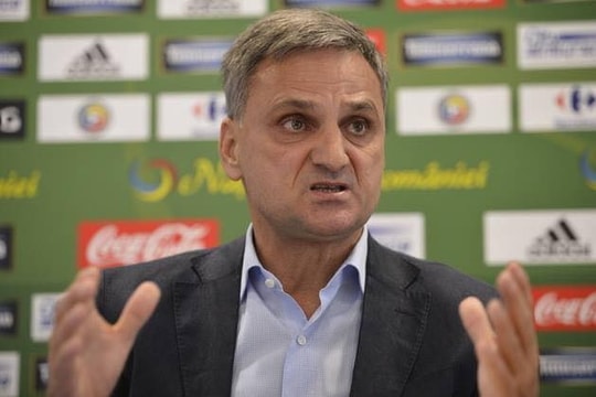 Lời cuối cùng của HLV Romania trước khi rời FLC Thanh Hóa