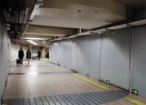 Cửa thép bí mật chống bom hạt nhân ở ga tàu điện ngầm Bắc Kinh