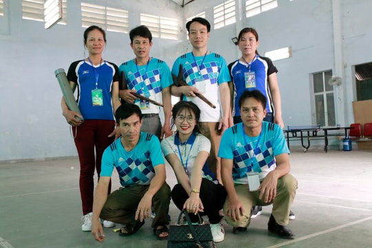 Bản Thái miền Tây xứ Nghệ lừng danh với nhiều xạ thủ