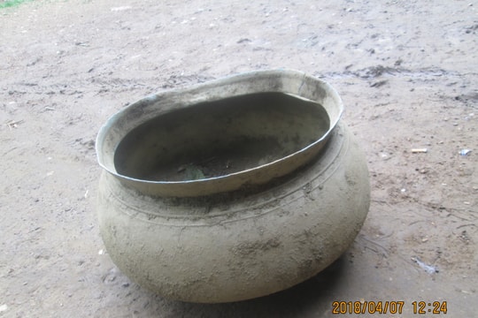 Đào được nồi đồng nghi là đồ cổ ở miền Tây Nghệ An