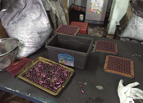 Phẫn nộ với thuốc trị ung thư làm từ... bột than tre