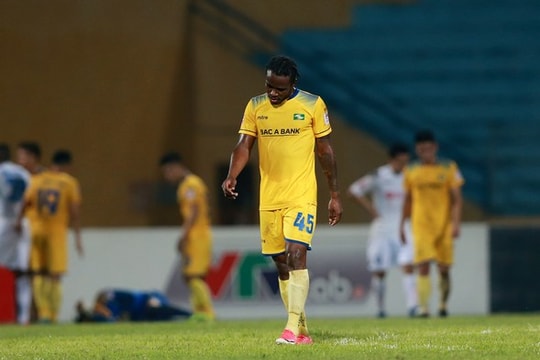 Bóng đá Việt Nam: “Canh bạc” ngoại binh