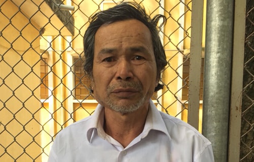 Đánh chết em trai và hàng xóm vì con gà thiếu nửa kg