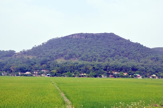 Kiêu hùng danh thắng Lam Thành