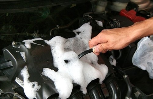 8 mẹo vặt để xử lý khi ôtô gặp sự cố