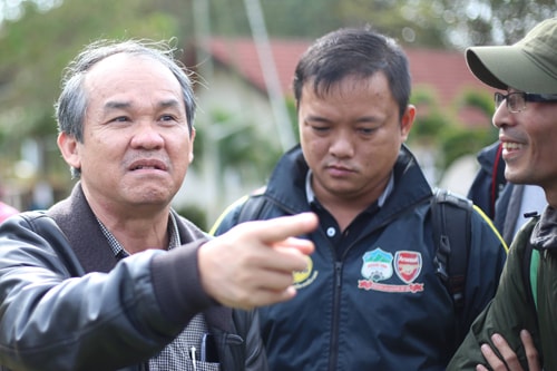 Bầu Đức không hài lòng khi bầu Tú vẫn giữ ghế