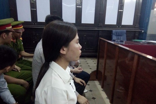 Đâm chết người cưỡng hiếp mình