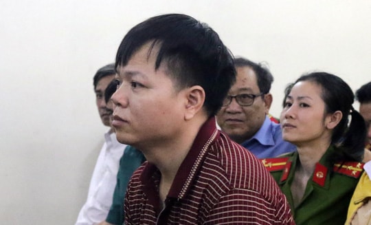 Vợ kiên quyết ly hôn bị chồng giết chết