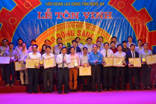 Tôn vinh tập thể, cá nhân tiêu biểu phong trào thi đua “Lao động sáng tạo“