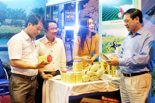 Hàng nghìn lượt khách tìm hiểu về Nghệ An tại ngày hội du lịch TP. Hồ Chí Minh