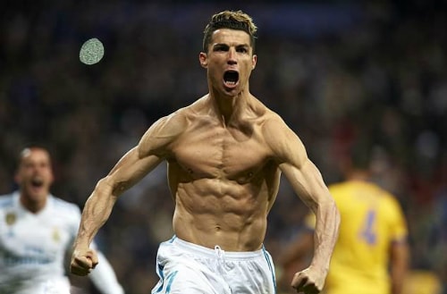 Bí quyết thể lực tuổi 33 của Ronaldo: Bơi lội và ám ảnh phòng gym