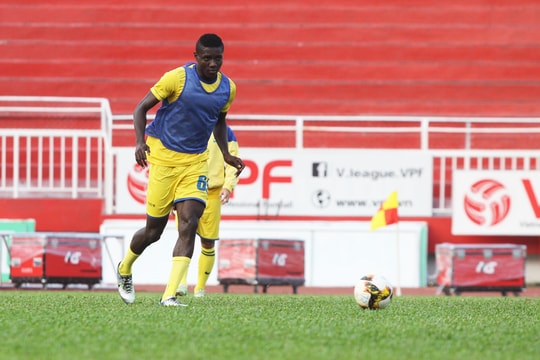 Olaha kịp bình phục, SLNA hy vọng có điểm trước XSKT Cần Thơ