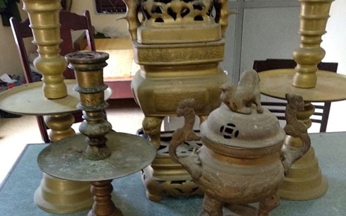 Trộm đột nhập miếu thờ lấy lư hương, chuông đồng  ​