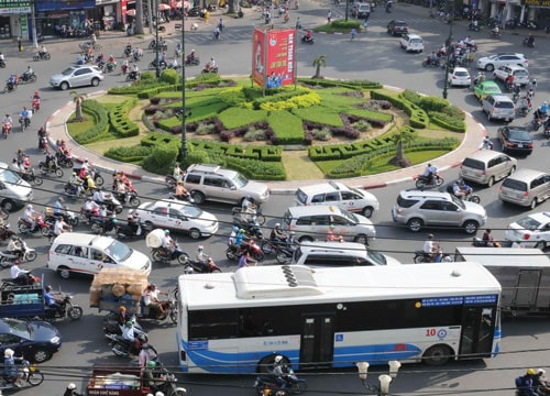 Đề xuất đổi màu biển số xe kinh doanh vận tải