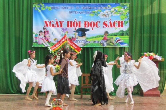 Sôi nổi ngày hội đọc sách ở Quỳ Châu