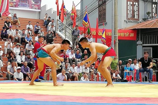 Đoàn Nghệ An giành 2 huy chương Đồng giải Vật cổ truyền toàn quốc