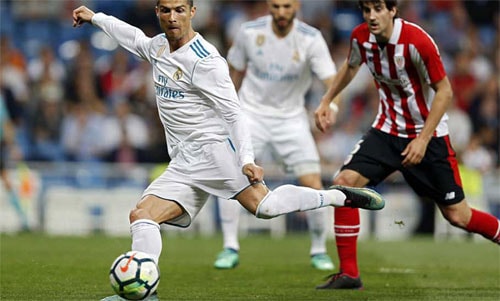 Ronaldo đánh gót ghi bàn, cứu thua cho Real tại Bernabeu