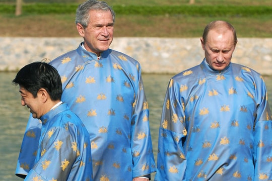 George W. Bush gọi Putin là nhà chiến thuật thông minh