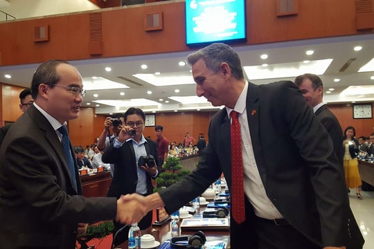 “Lấy sự hài lòng của DN làm thước đo bộ máy hành chính'