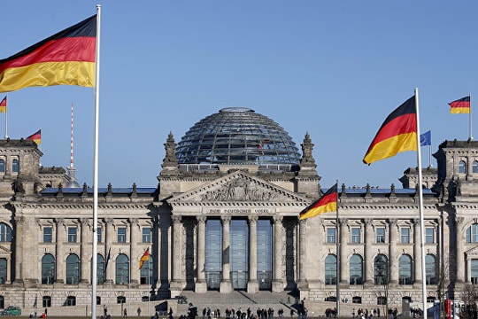 London than thở rằng EU không cho siết chặt trừng phạt chống Nga