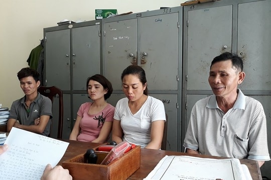 Bắt 4 đối tượng đánh bạc dưới hình thức ghi lô đề