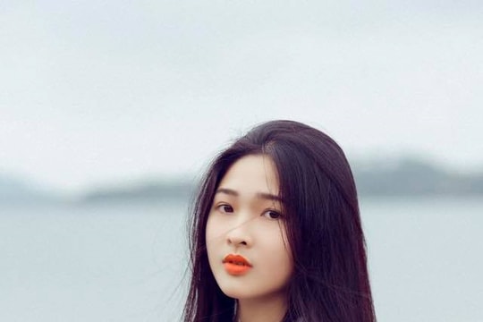 “Hot girl bánh mướt” ở Nghệ An bỗng dưng nổi tiếng trên mạng