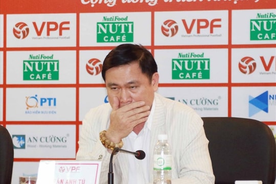 Bỏ VFF, bầu Tú có nguy cơ “thất nghiệp” ở VPF