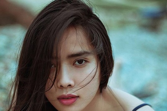 Thân hình cân đối, gợi cảm của cô gái 'Nếu còn có ngày mai'